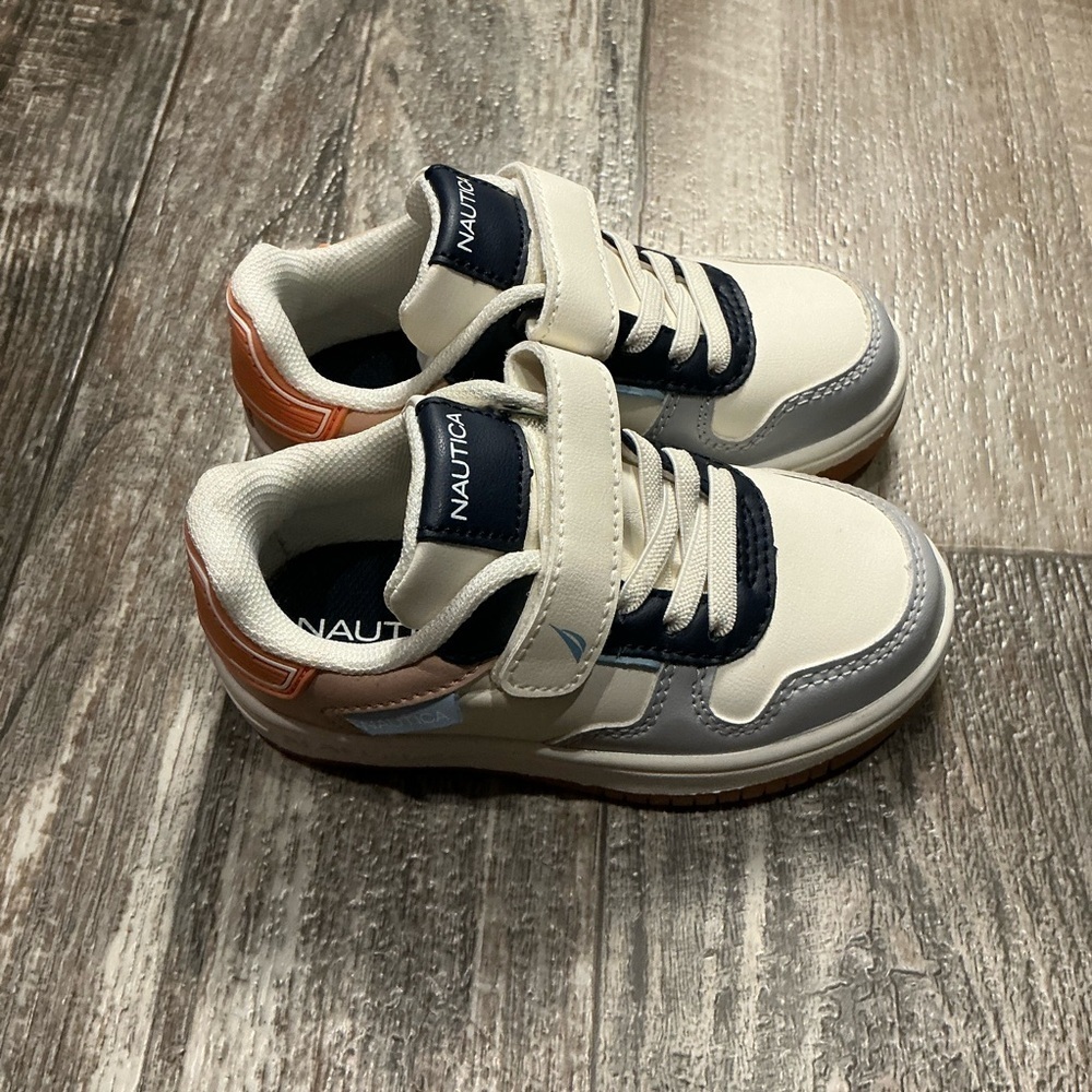 Nautica Kids' Sneakers in White and Blue Size 7 - Picture 3 of 9